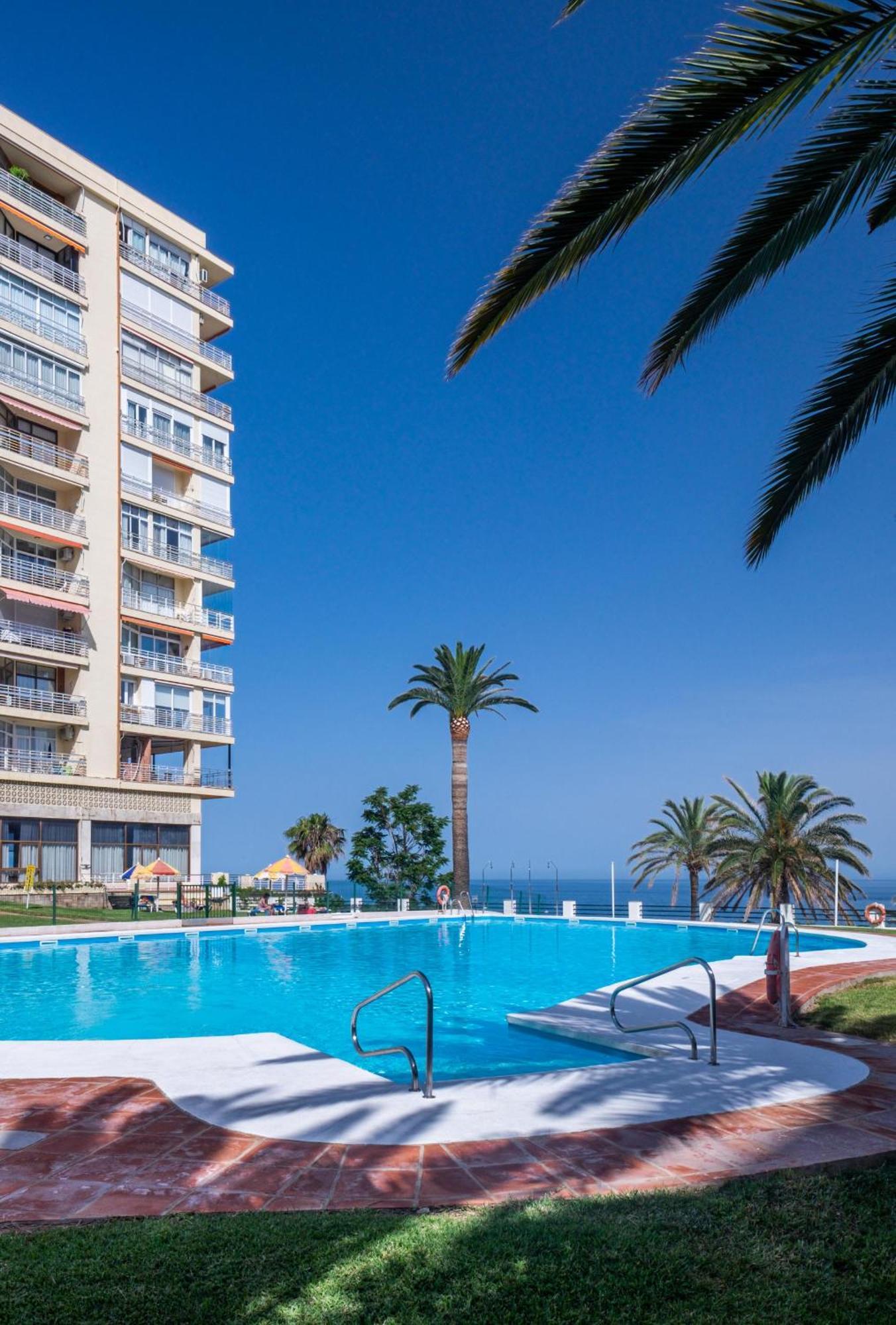 Fabuloso Apartamento Con Increibles Vistas Al Mar 托雷莫利诺斯 外观 照片